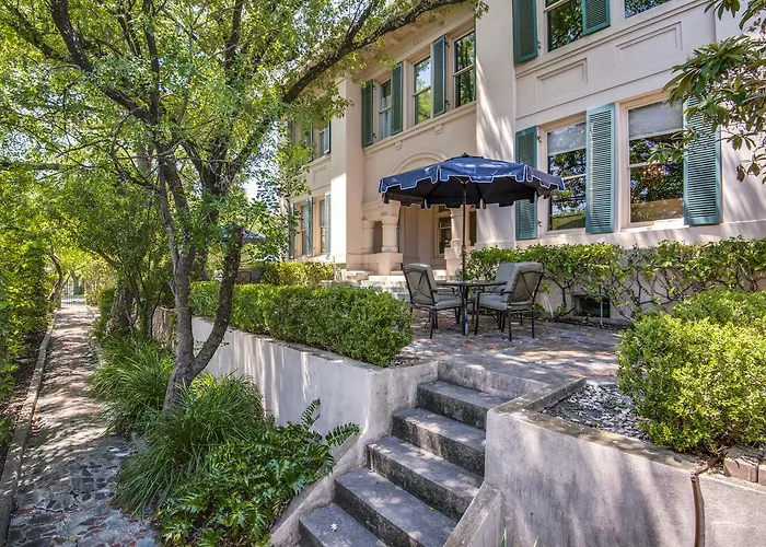 Bed and Breakfast Bonner Gardens