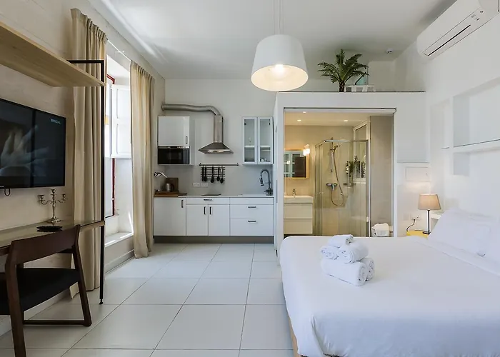 Two Pillows Boutique Hostel Sliema