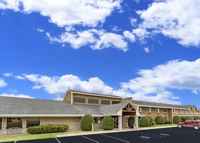 Cheap hotel: Americinn By Wyndham Dickinson