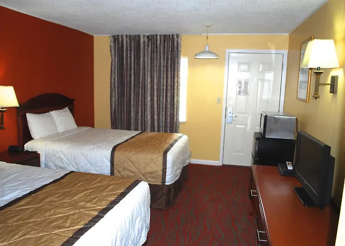 Motel: Duffys Motel - Calhoun