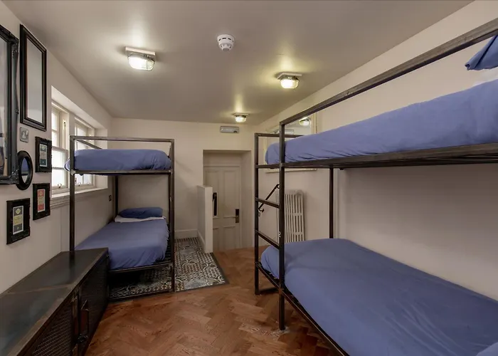 Ostello: The Baxter Hostel