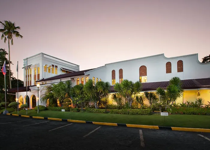 Resorts Guide Montebello Villa