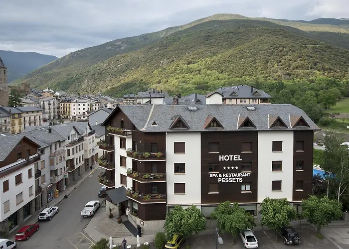 Hotel familiar: Hotel Restaurant Pessets & Spa