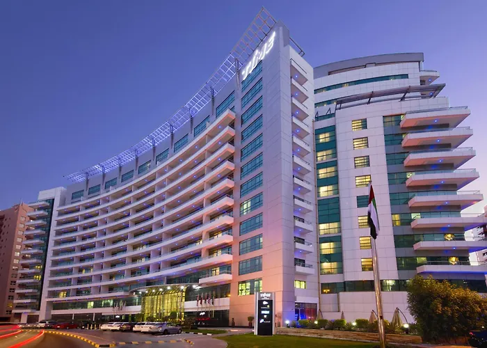 Time Oak Hotel & Suites