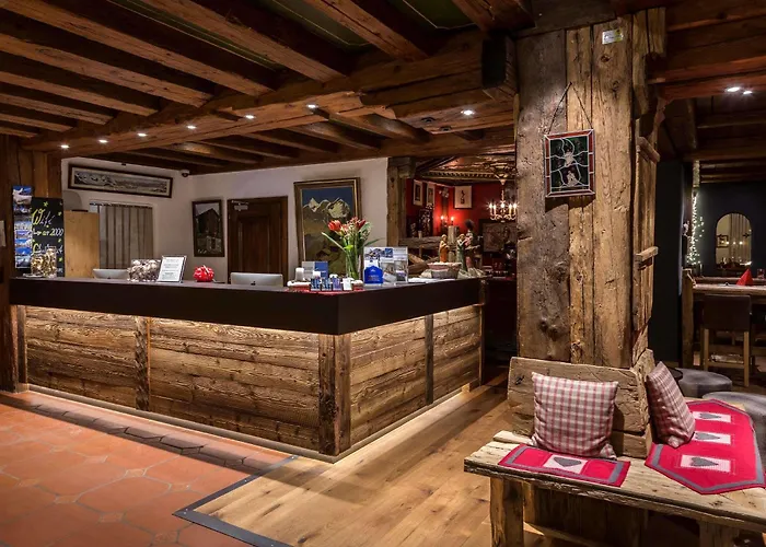 Hotel mit Pool: Alpen Resort Hotel