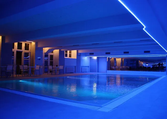 Hotel mit Pool: Plus Berlin Hostel Und Hotel