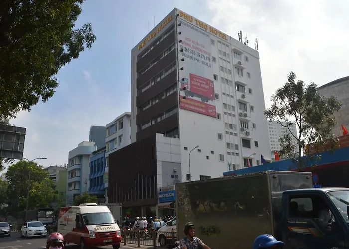 Phu Tho Hotel