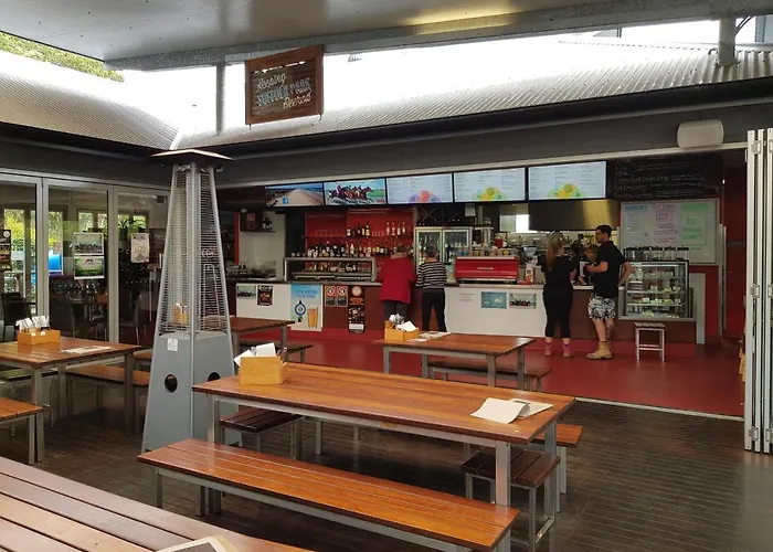 Motel: The Park Hotel Motel, Suffolk Park