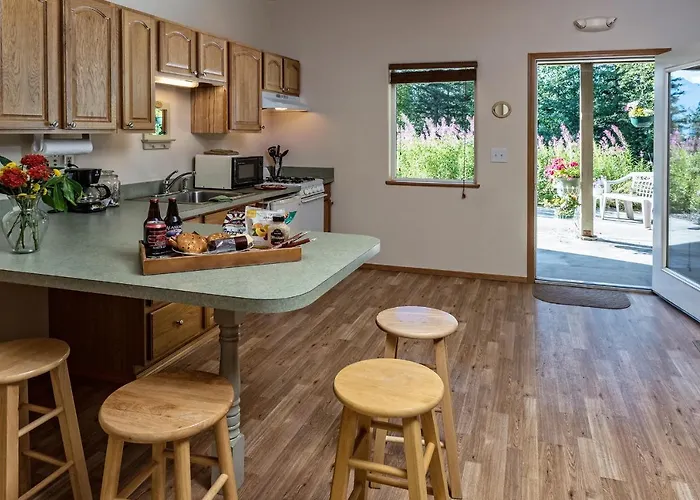 Apartment: Alaska Garden Gate B&B