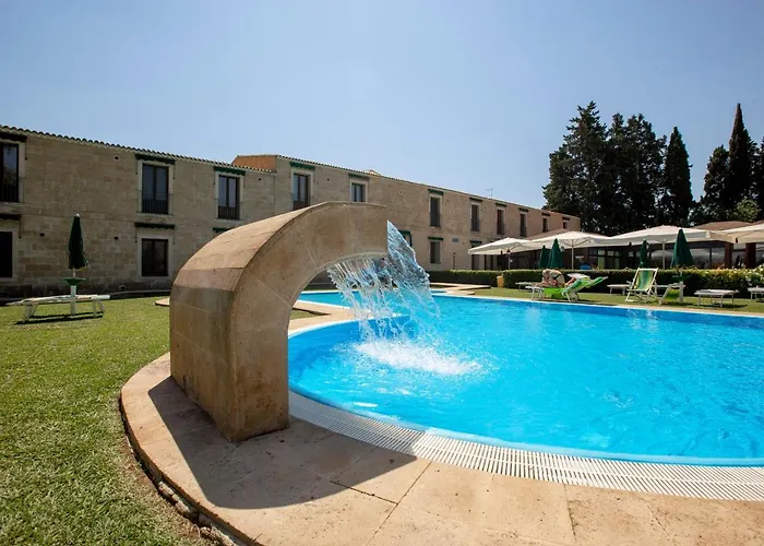 Hotel Con Piscina Il Podere