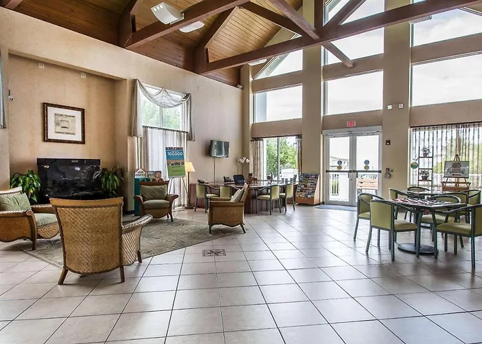 Luxury hotel only: Bluegreen Vacations Hammocks At Marathon, An Ascend Resort