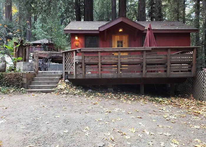 : Riverside Campground & Cabins