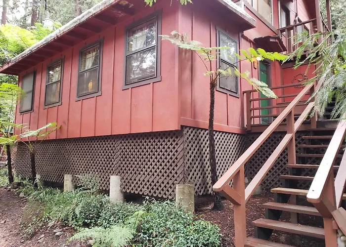 : Riverside Campground & Cabins