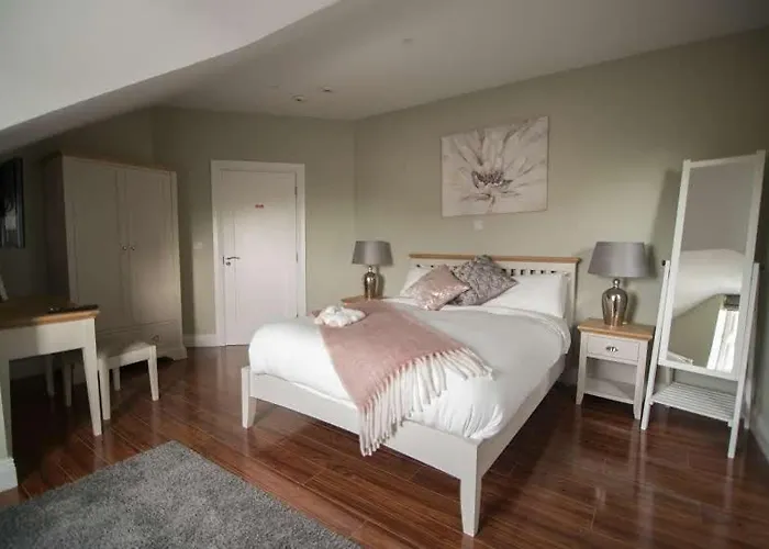 Guest house: West Haven House