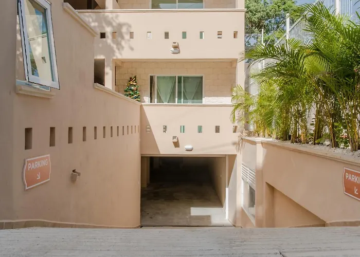 Apartahotel: Casa Leo