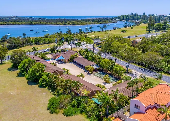 Motel: The Carmel Yamba