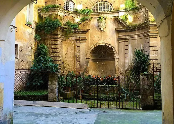 Maison Blu - Intimate Guesthouse