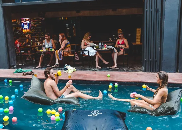 Bed Station Hostel Khaosan