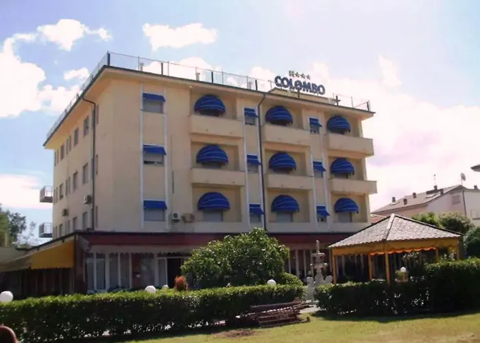 Villa Colombo