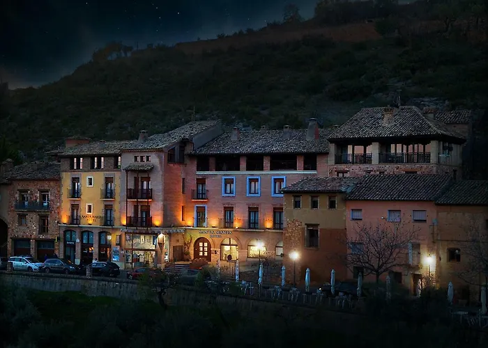 Hotel familiar: Hotel Santa Maria de Alquezar