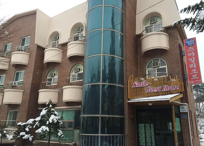 Cheap hotel: Smile Resort