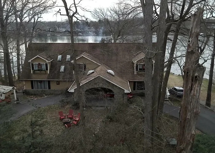 B&B only: Laurel Grove Inn
