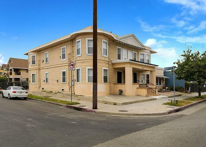 Pads On Pasadena Ave