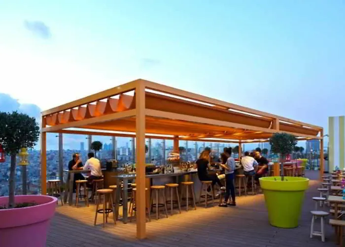 Demiroren Istiklal Palas