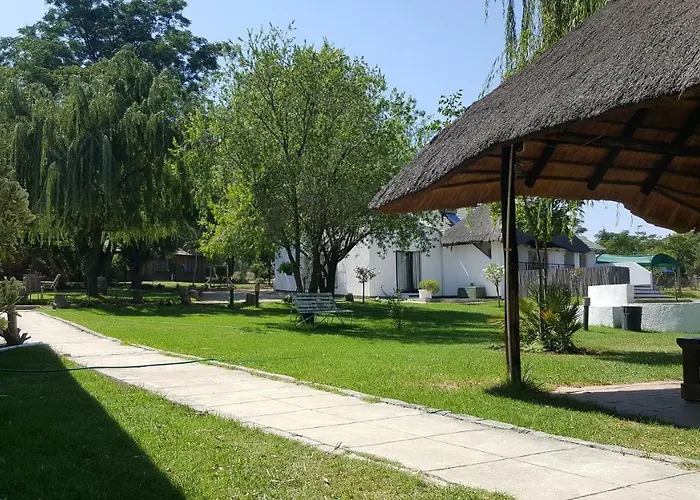 Simbasun Cottages