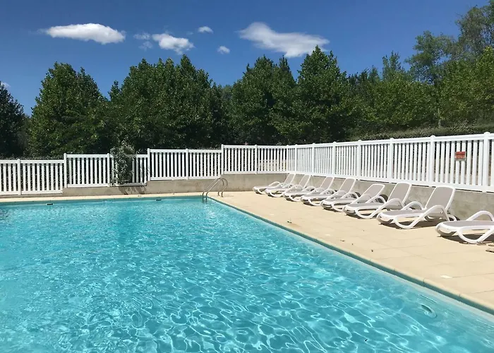 Les Bastides De Chanteraine Bungalows, Lodges & Spa Aiguines