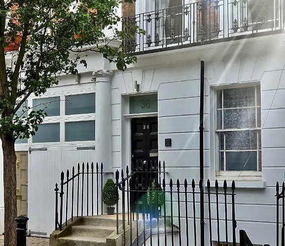 Pension Guide Victoria Lodgings London