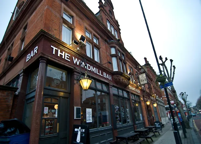 Guest house: The Windmill Hotel