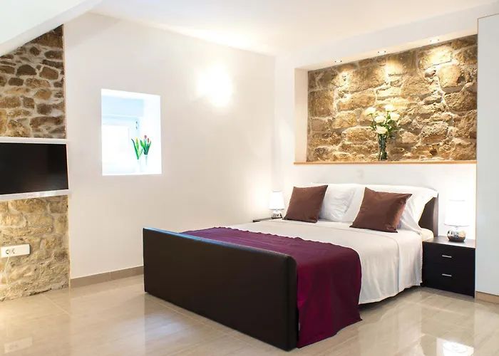 Split Allure Apartments