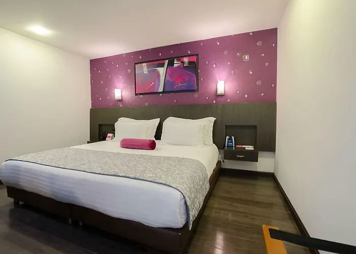 Top Deck Hotel