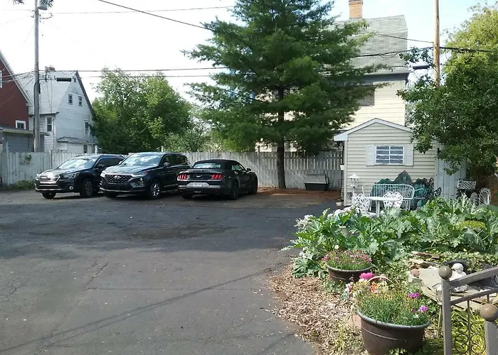 B&B only: Hanover House Bed And Breakfast