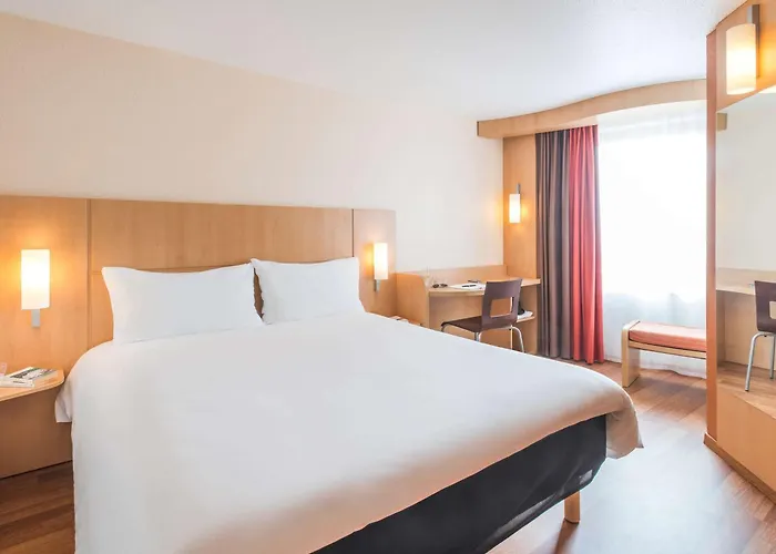 Hôtel de plage: ibis Nantes Centre Tour Bretagne