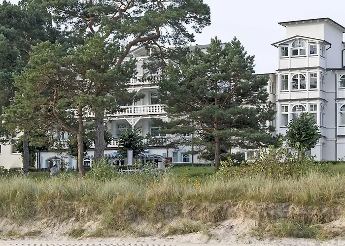 Villa Strandburg F 409 WG 10 mit Balkon und Meerblick