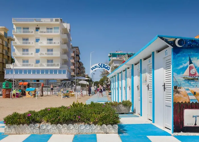 Hotel mit Tennis: Hotel Ghirlandina