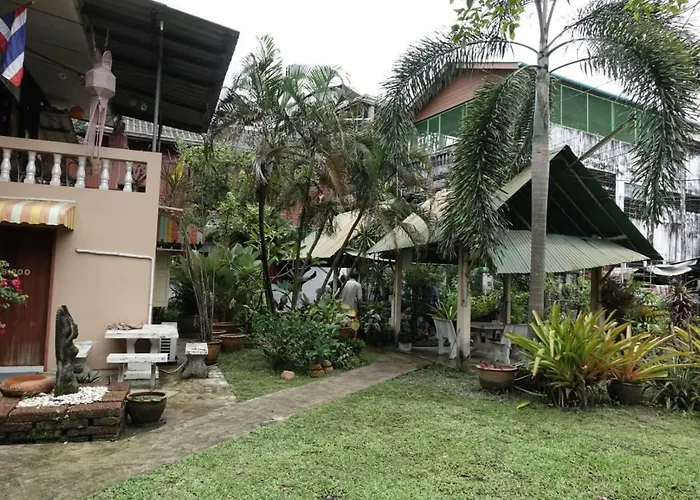 Hotel with view: Orchid Guest House