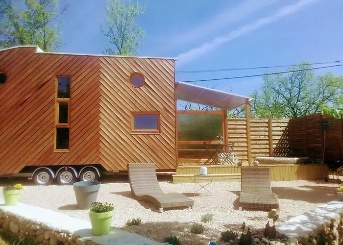 Tiny House & Spa