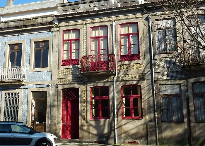 Canvas Atelier Hostel