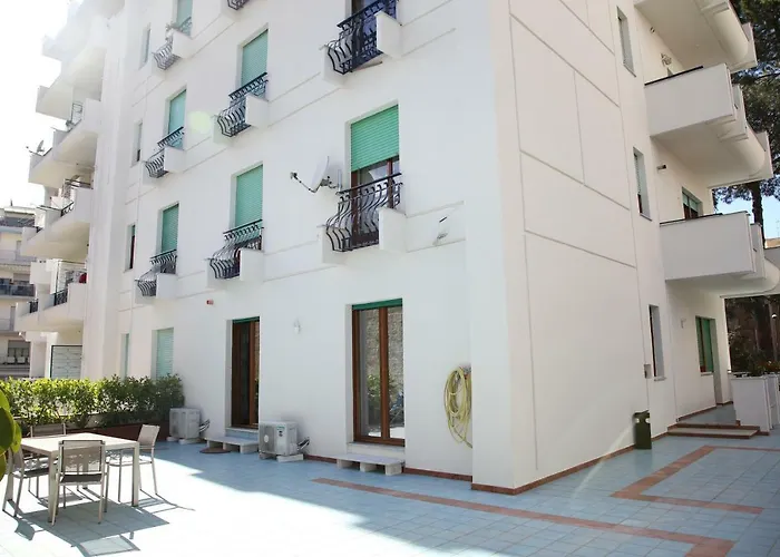 Coast Suites