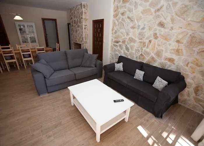 Chalet: Casa Rural La Forilla