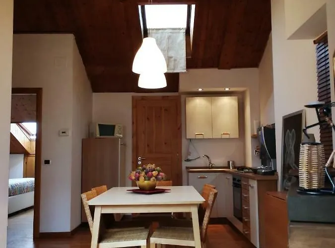 Happy House
