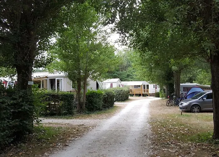Camping les Borgnes Saint-Sozy