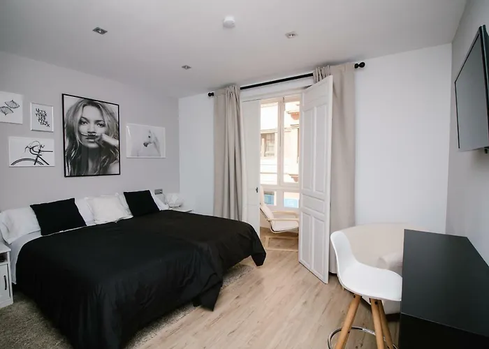 Casa de huéspedes: Infinium Zamora Suites