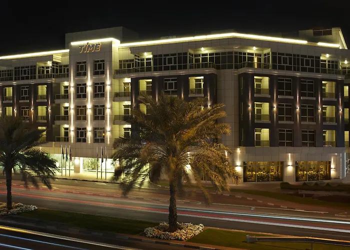 4 star hotel: Time Grand Plaza Hotel, Dubai Airport