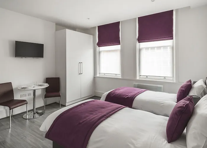 Smart Stay Swiss Cottage