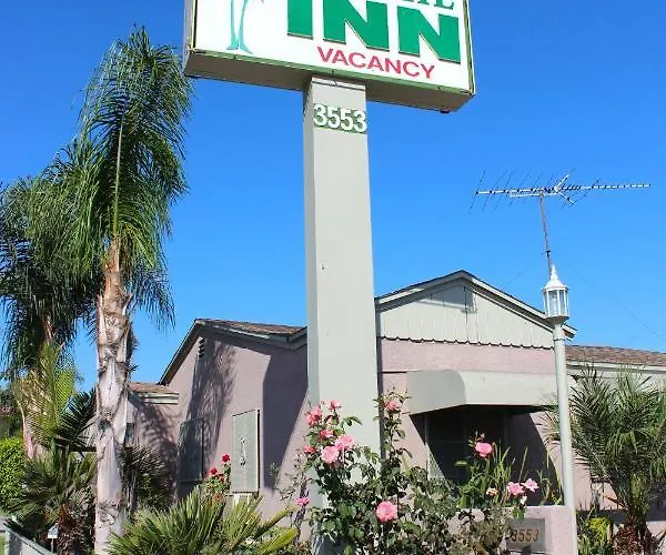 Motel: Apache Inn
