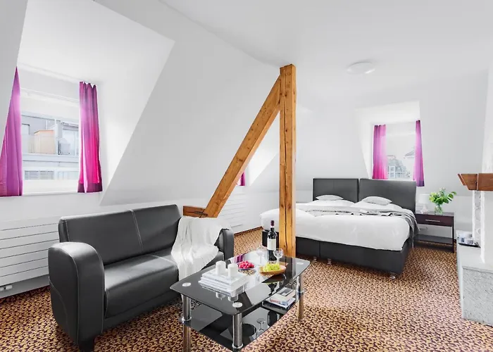 Vacation rental: Swiss Star Center - Contactless Self Check-In